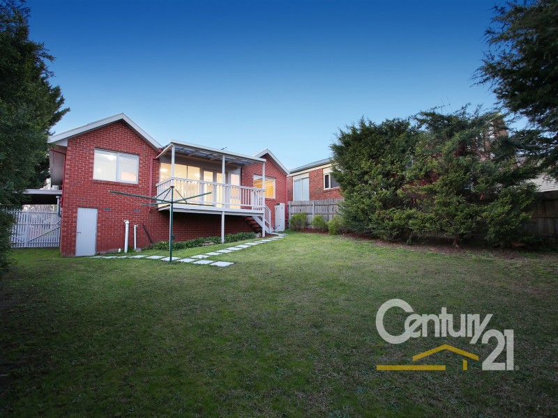 5 Maryn Close, Berwick VIC 3806