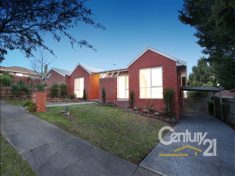 5 Maryn Close, Berwick VIC 3806