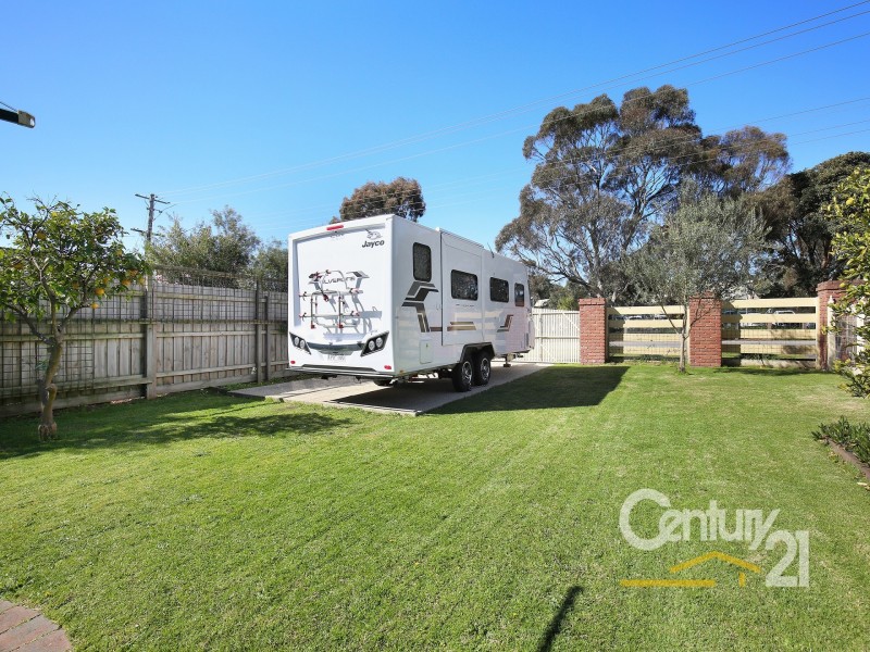 1 Grant Street, Cranbourne VIC 3977