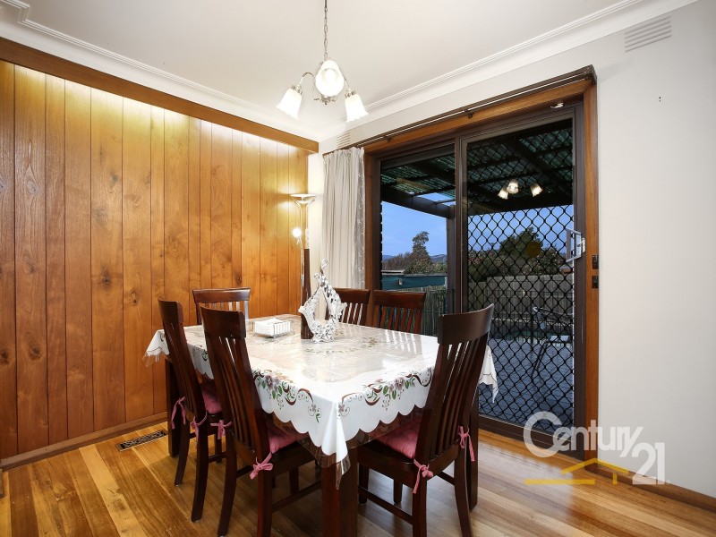 5 Westminster Avenue, Dandenong North VIC 3175