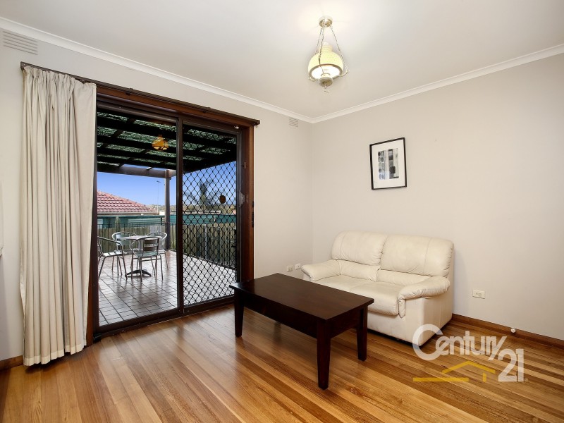 5 Westminster Avenue, Dandenong North VIC 3175