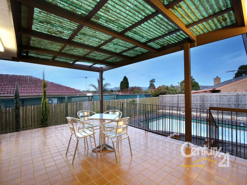 5 Westminster Avenue, Dandenong North VIC 3175