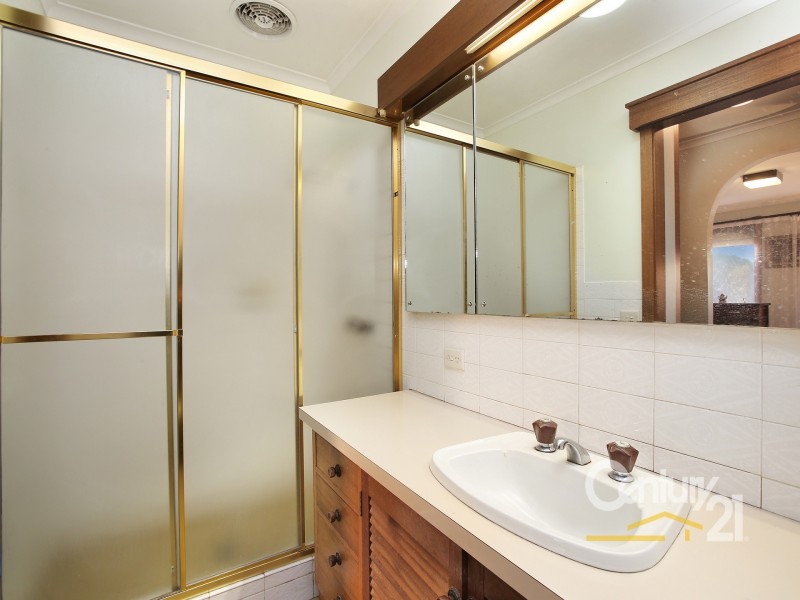 5 Westminster Avenue, Dandenong North VIC 3175
