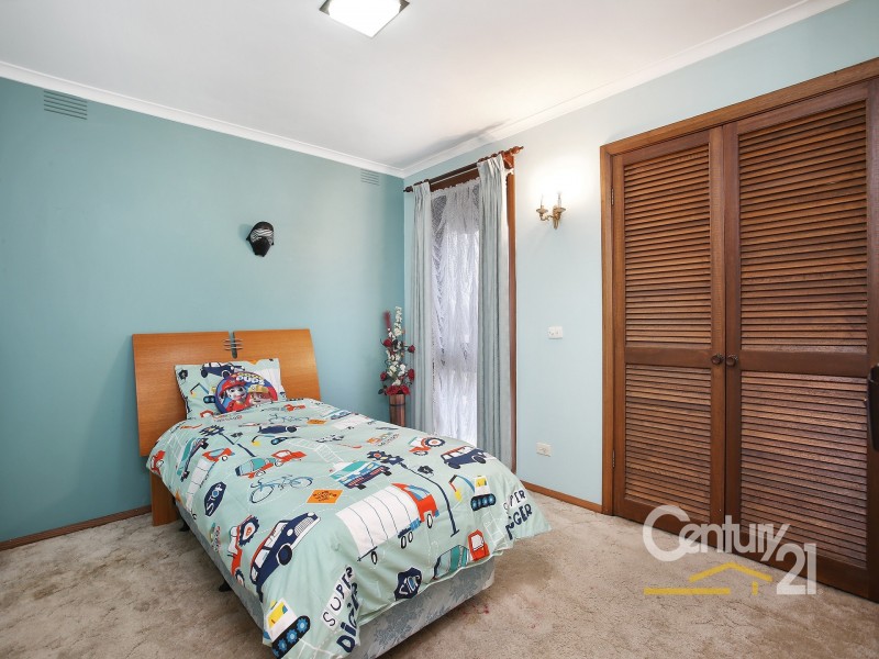 5 Westminster Avenue, Dandenong North VIC 3175