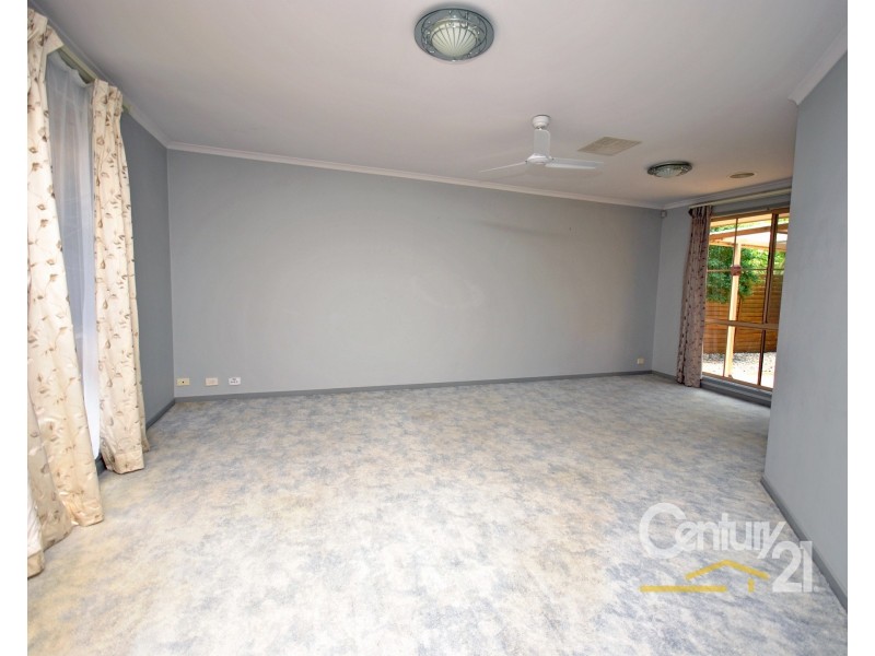 36 Cobblestone Avenue, Narre Warren South VIC 3805
