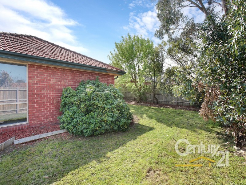 23 Sharpe Court, Berwick VIC 3806