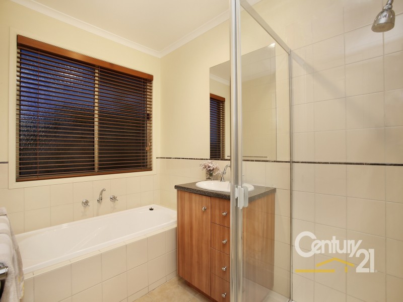 12 Georgina Place, Berwick VIC 3806