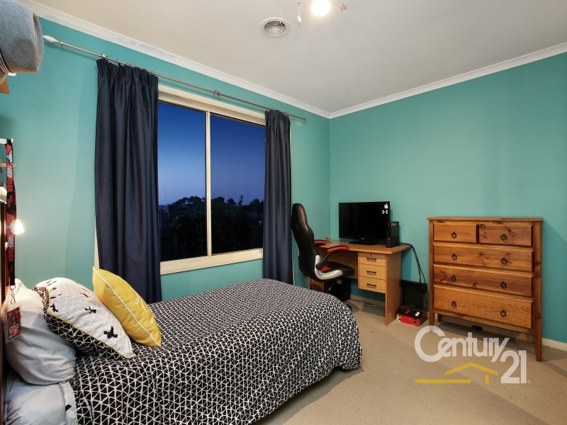 12 Georgina Place, Berwick VIC 3806