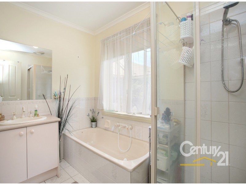 81 Avebury Drive, Berwick VIC 3806