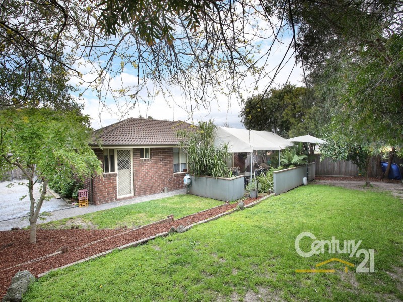 81 Avebury Drive, Berwick VIC 3806