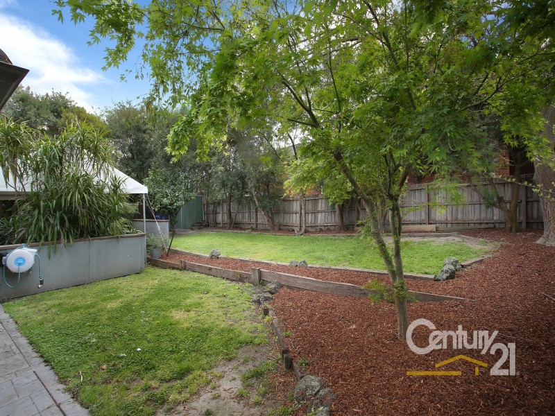 81 Avebury Drive, Berwick VIC 3806