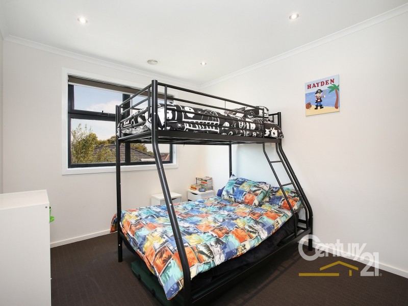 10 Georgetown Way, Officer VIC 3809