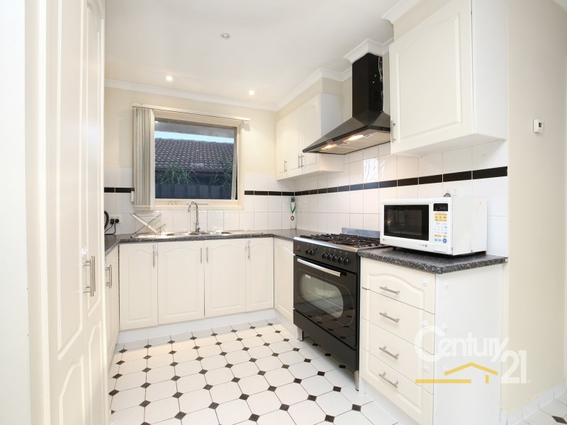 18 Usher Court, Dandenong VIC 3175