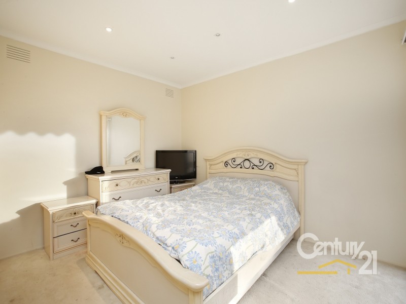 18 Usher Court, Dandenong VIC 3175