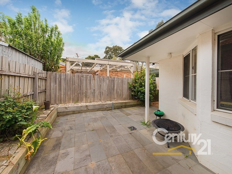 42 Coowarra Way, Berwick VIC 3806