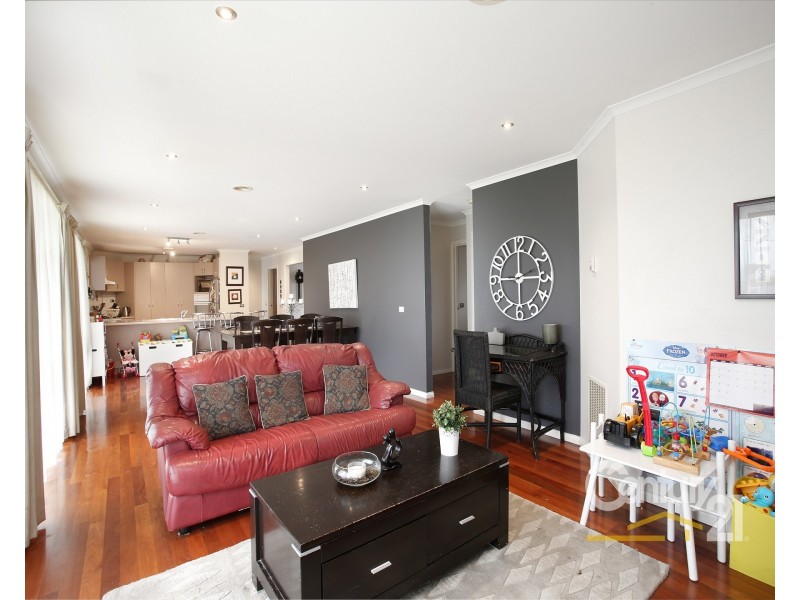 12 Redmore Court, Berwick VIC 3806