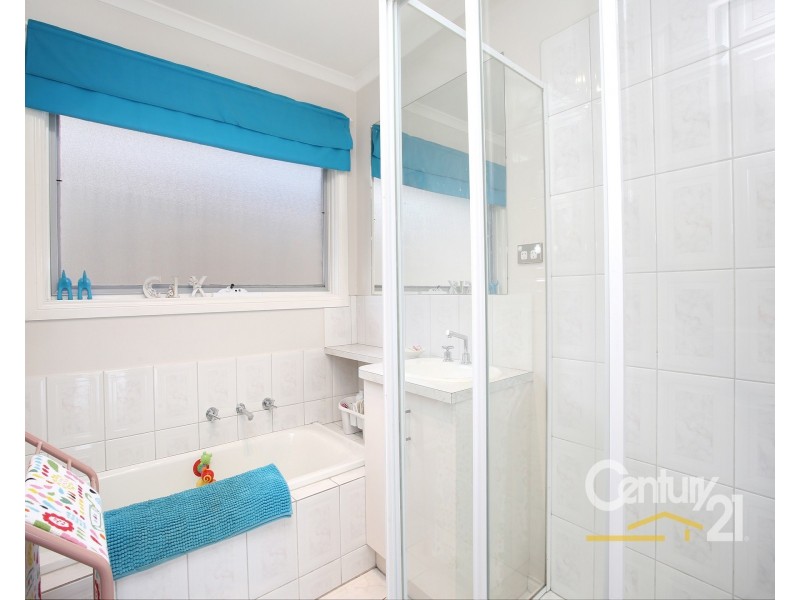 12 Redmore Court, Berwick VIC 3806