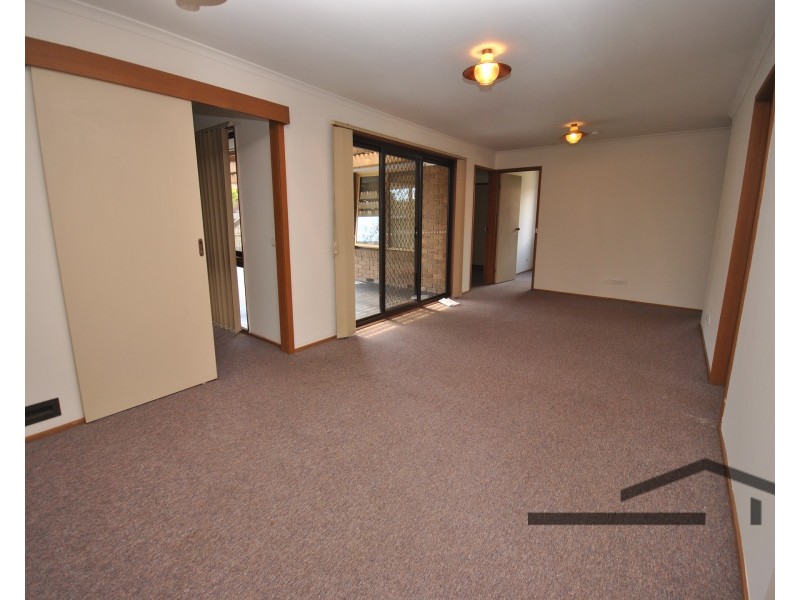 4 County Drive, Berwick VIC 3806