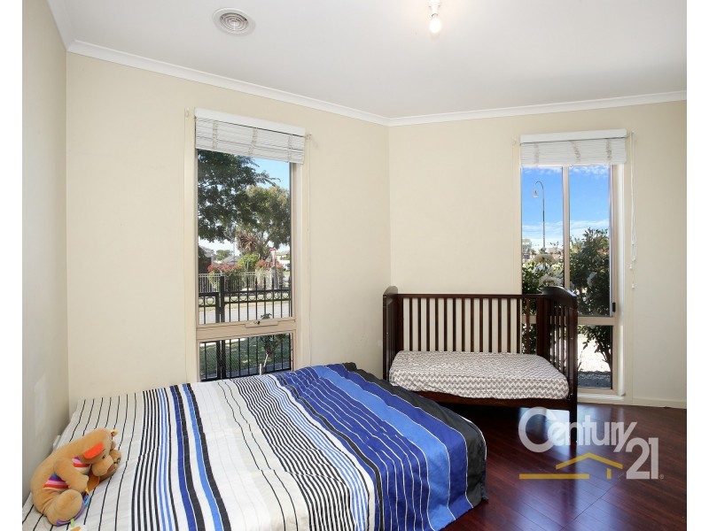 83 Golden Grove Drive, Narre Warren South VIC 3805