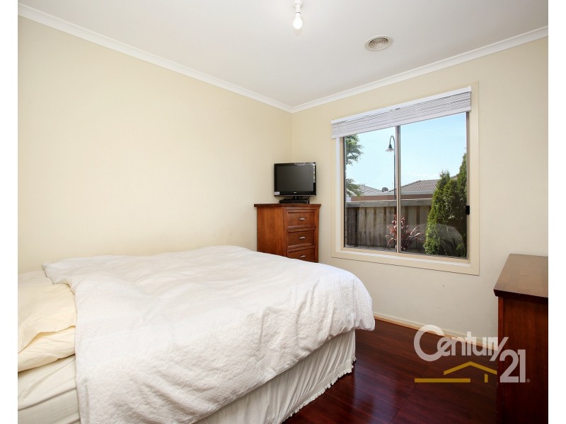 83 Golden Grove Drive, Narre Warren South VIC 3805