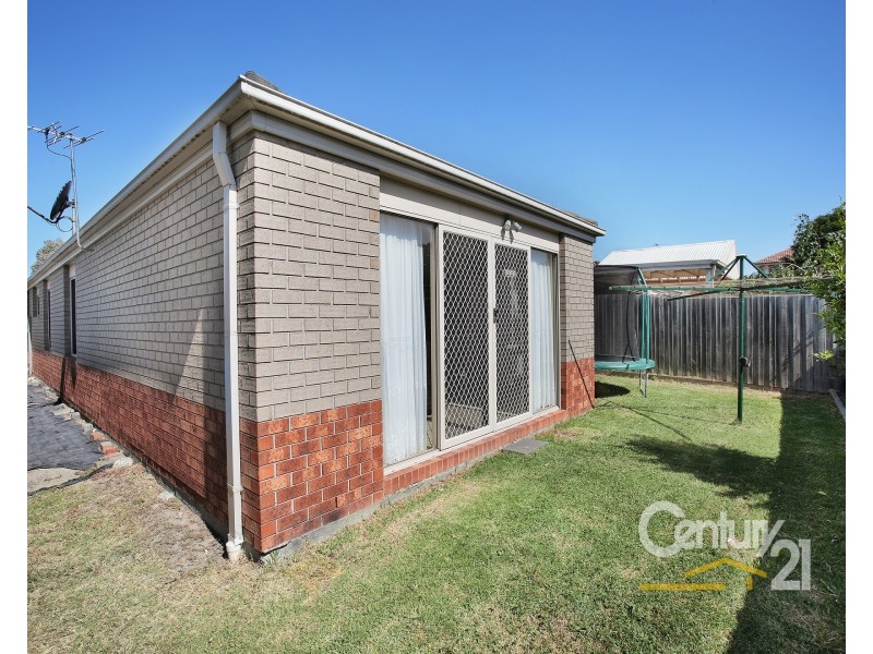 83 Golden Grove Drive, Narre Warren South VIC 3805
