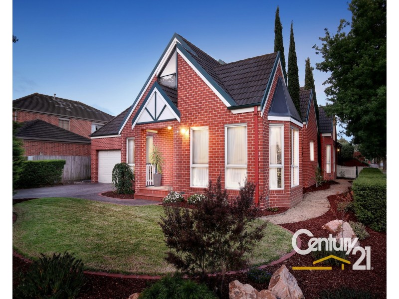 2 Ardblair Terrace, Narre Warren South VIC 3805