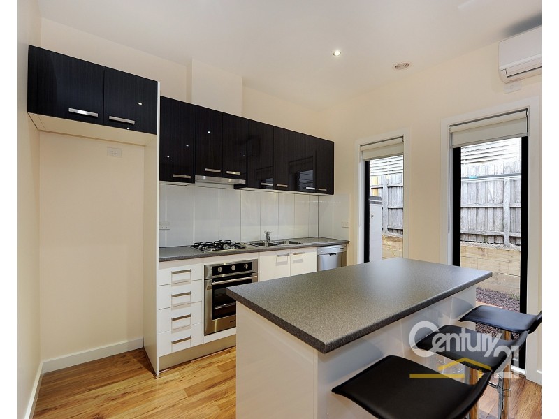 2/7  Amber Crescent, Narre Warren VIC 3805