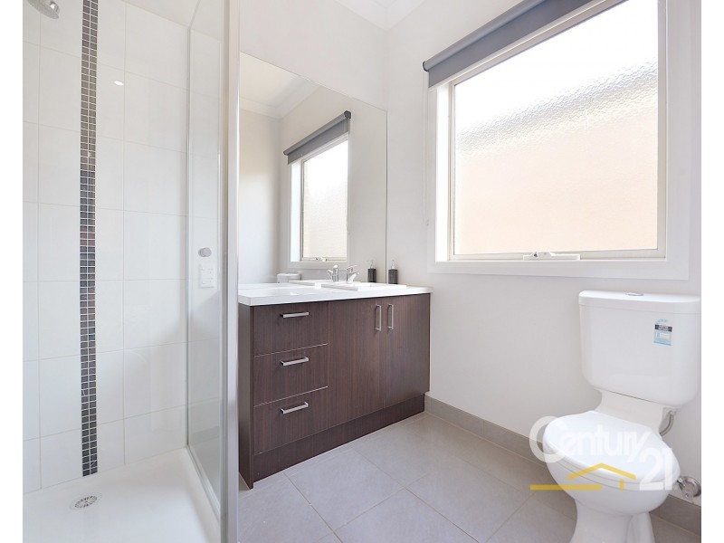 14 Jasmine Grove, Officer VIC 3809