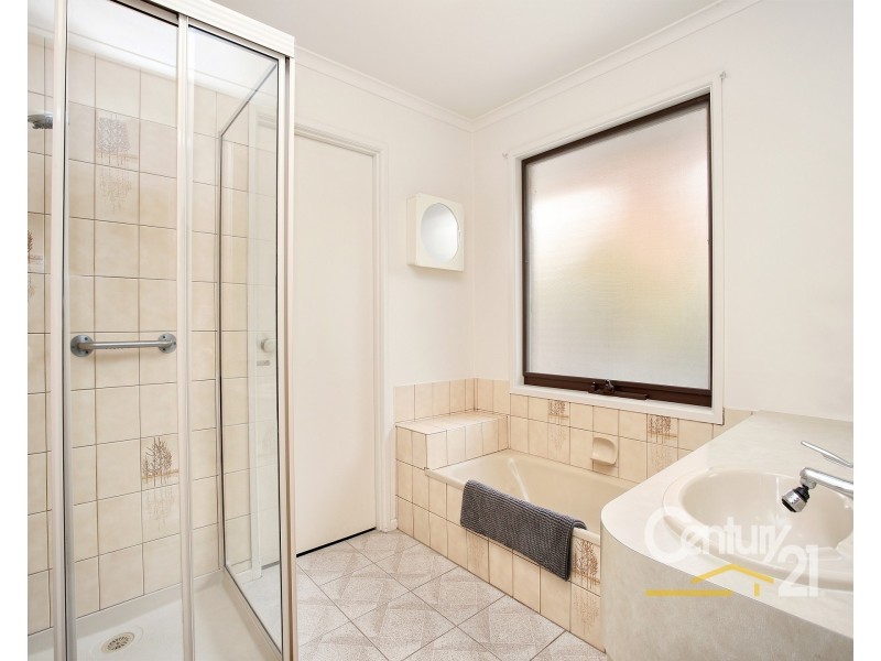 20 Rhonda Close, Endeavour Hills VIC 3802