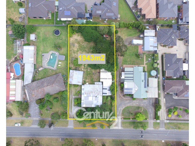 24 Huon Park Road, Cranbourne North VIC 3977