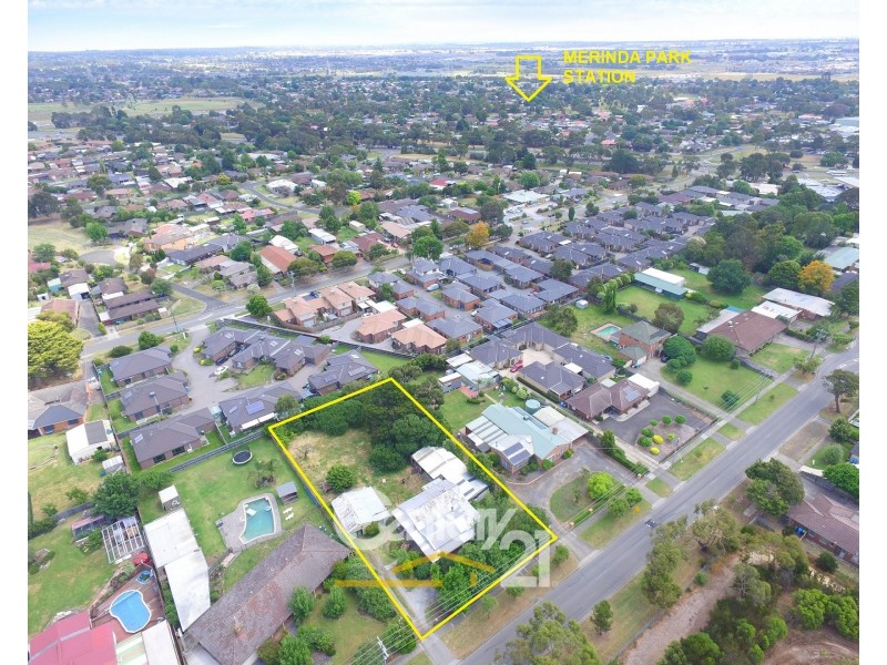 24 Huon Park Road, Cranbourne North VIC 3977