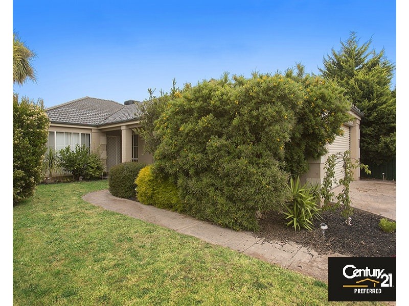 37 Lansbury Drive, Narre Warren South VIC 3805