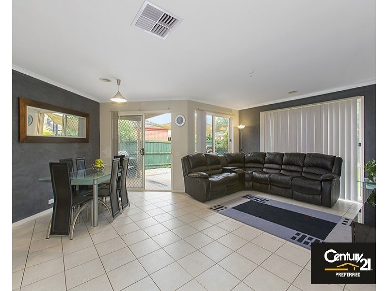 37 Lansbury Drive, Narre Warren South VIC 3805