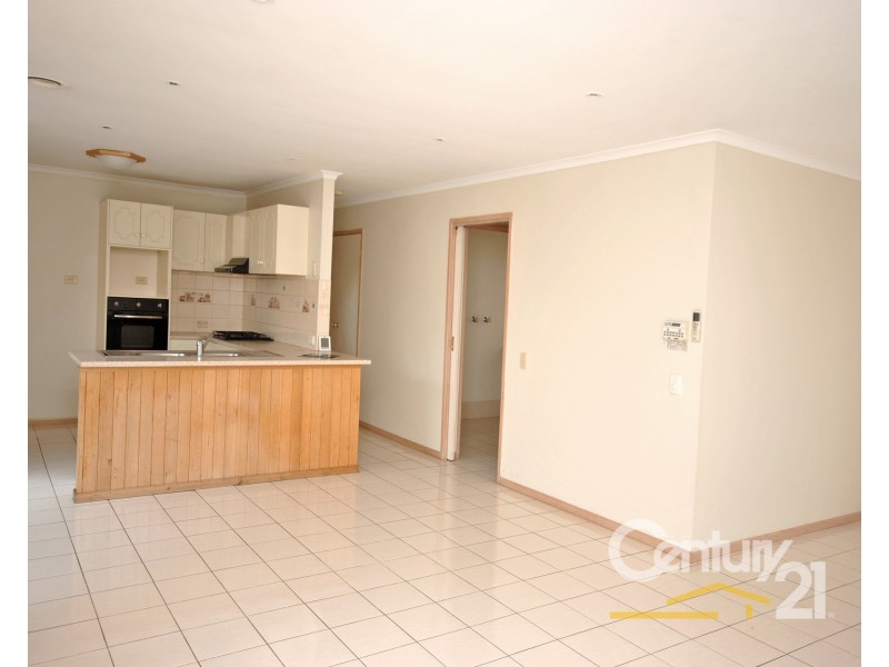 16 Strathaird Drive, Narre Warren South VIC 3805