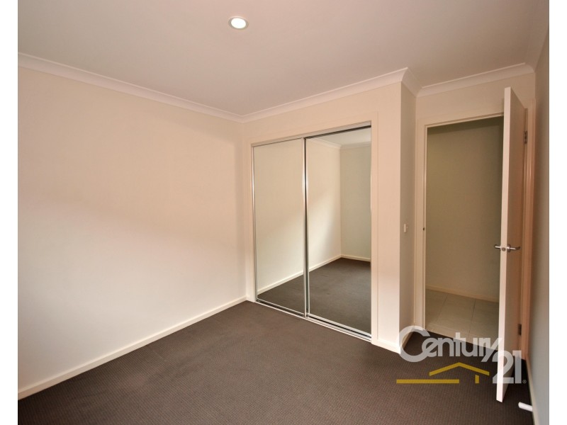 17 Celestine Drive, Officer VIC 3809