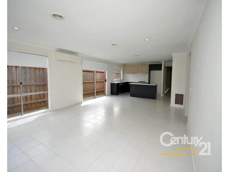 17 Celestine Drive, Officer VIC 3809