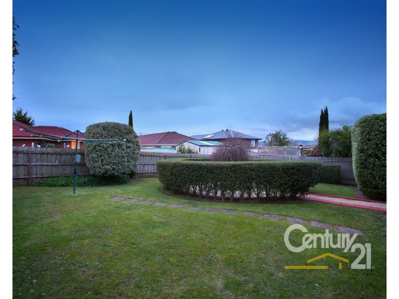 69 Marson Crescent, Hallam VIC 3803