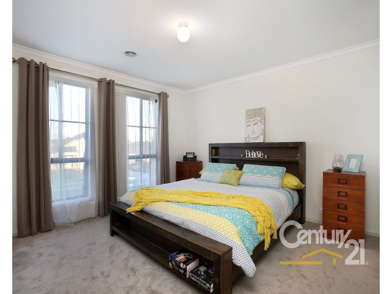 31 Chatswood Drive, Narre Warren South VIC 3805