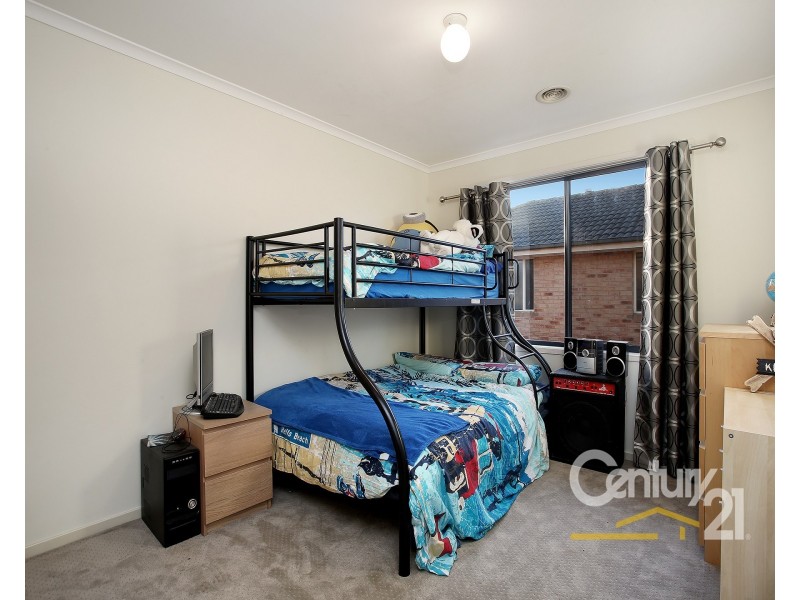31 Chatswood Drive, Narre Warren South VIC 3805