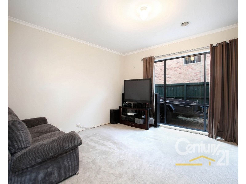 31 Chatswood Drive, Narre Warren South VIC 3805