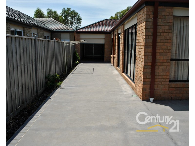 48 Stefan Drive, Berwick VIC 3806