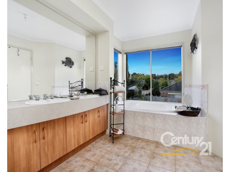 3 Stirling Circuit, Beaconsfield VIC 3807