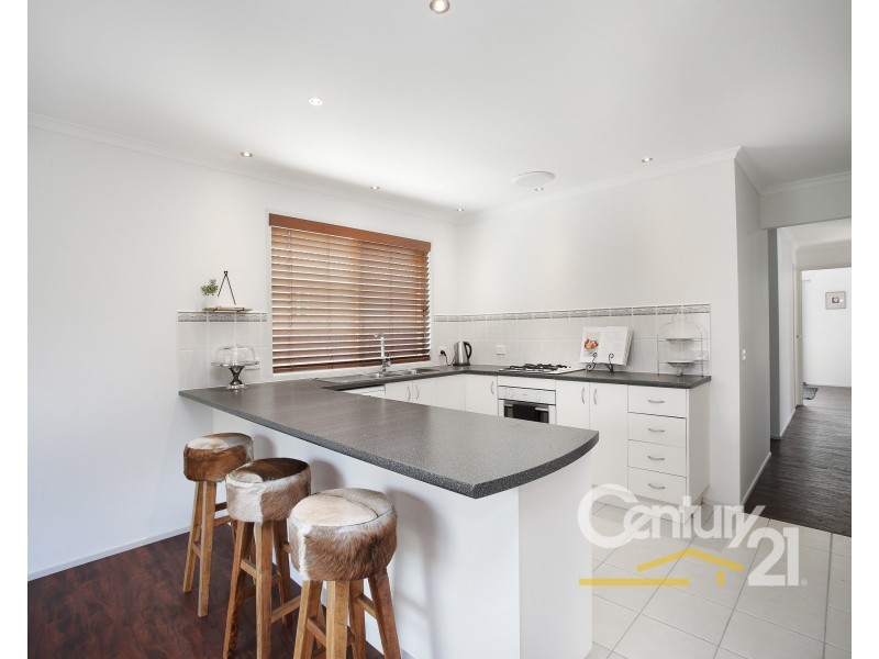 8 Middleham Close, Cranbourne West VIC 3977