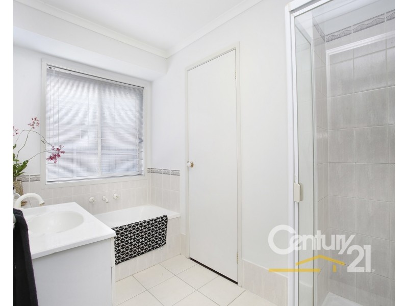 8 Middleham Close, Cranbourne West VIC 3977