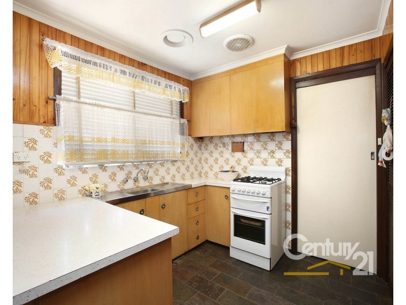 9 Delia Court, Dandenong North VIC 3175