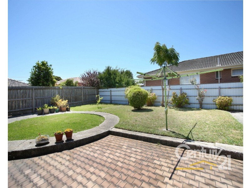 9 Delia Court, Dandenong North VIC 3175