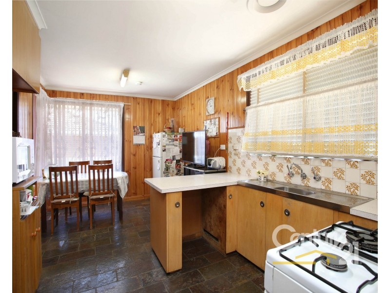 9 Delia Court, Dandenong North VIC 3175