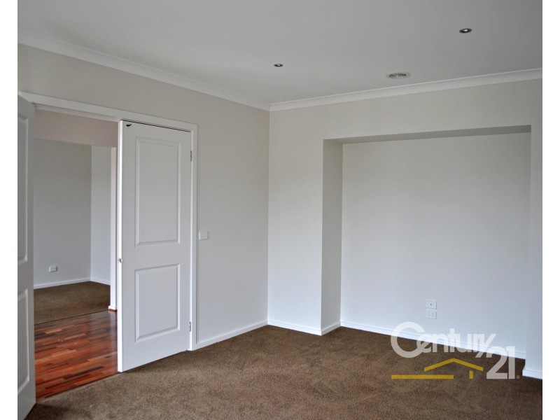 26 Bushlark Court, Berwick VIC 3806