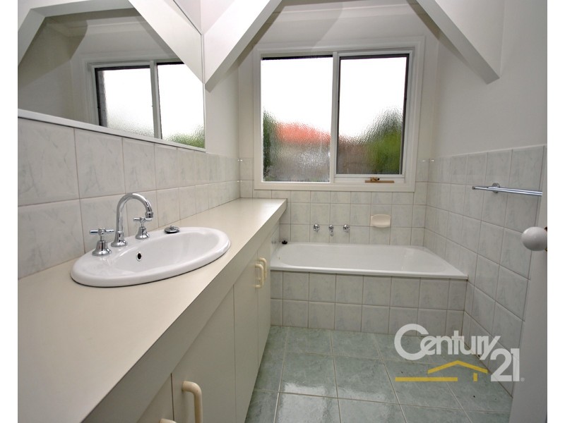 24 Chirnside Road, Berwick VIC 3806