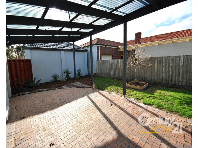 24 Chirnside Road, Berwick VIC 3806